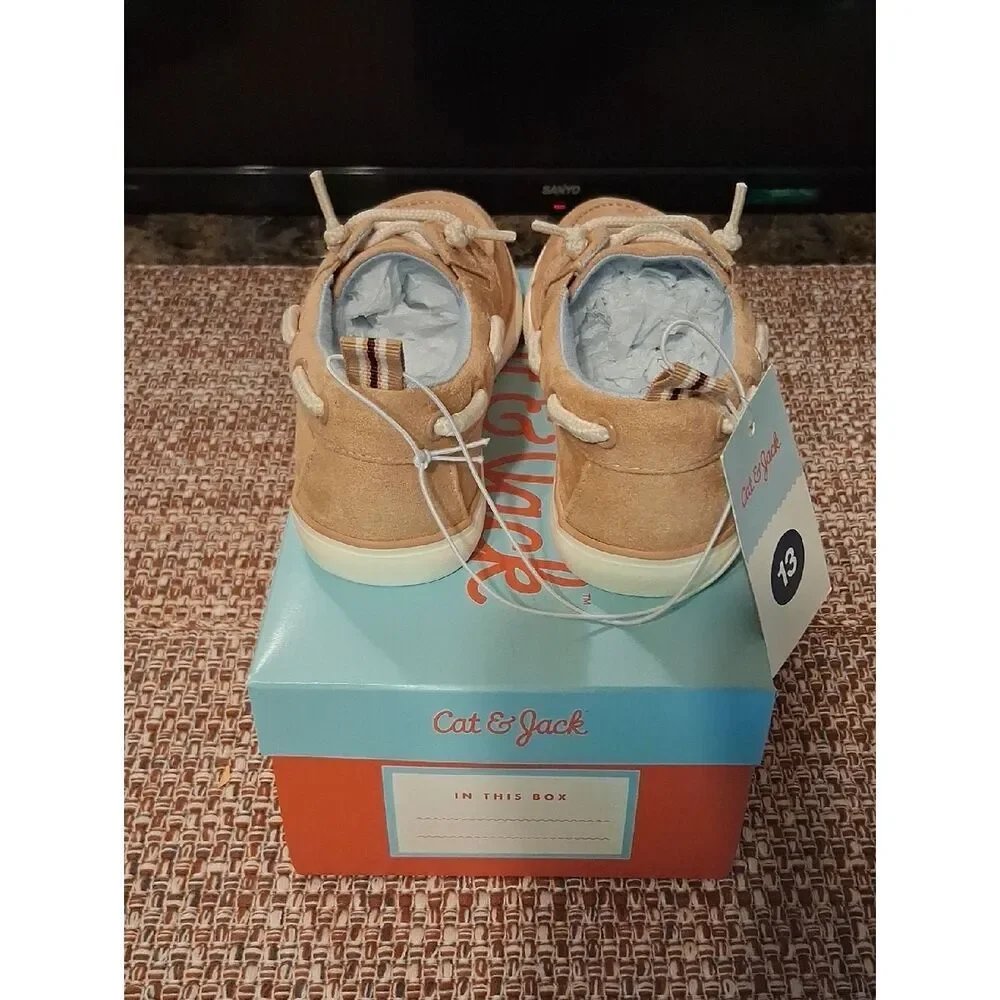 Cat & Jack Reece Boys Slip On Shoes Beige Size 13 New With Box